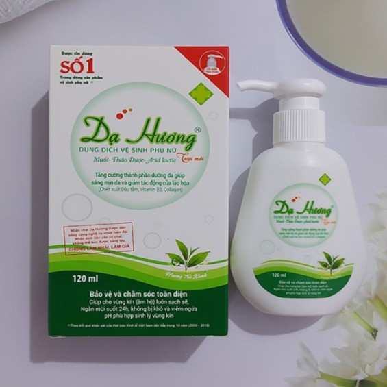 Dung Dịch Vệ Sinh Phụ Nữ Dạ Hương Trà Xanh - 120ML Có Vòi