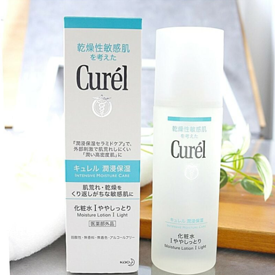 Lotion Dưỡng Da Curél Intensive Moisture Care Moisture Facial Lotion I Light Cấp Ẩm Chuyên Sâu 150ml